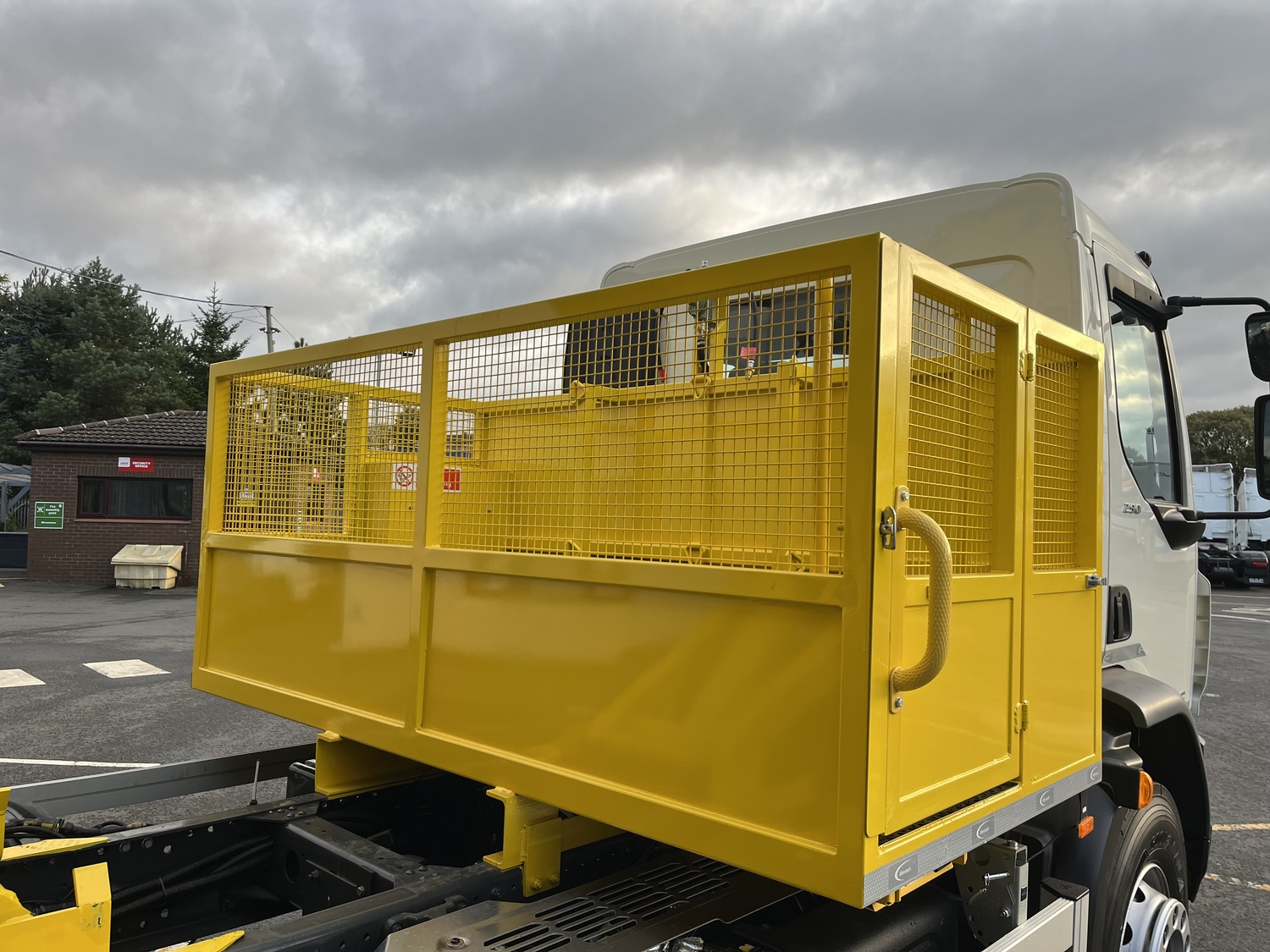 Tonne Daf Lf Hot Box With Marvtech Crane Truck For Sale L