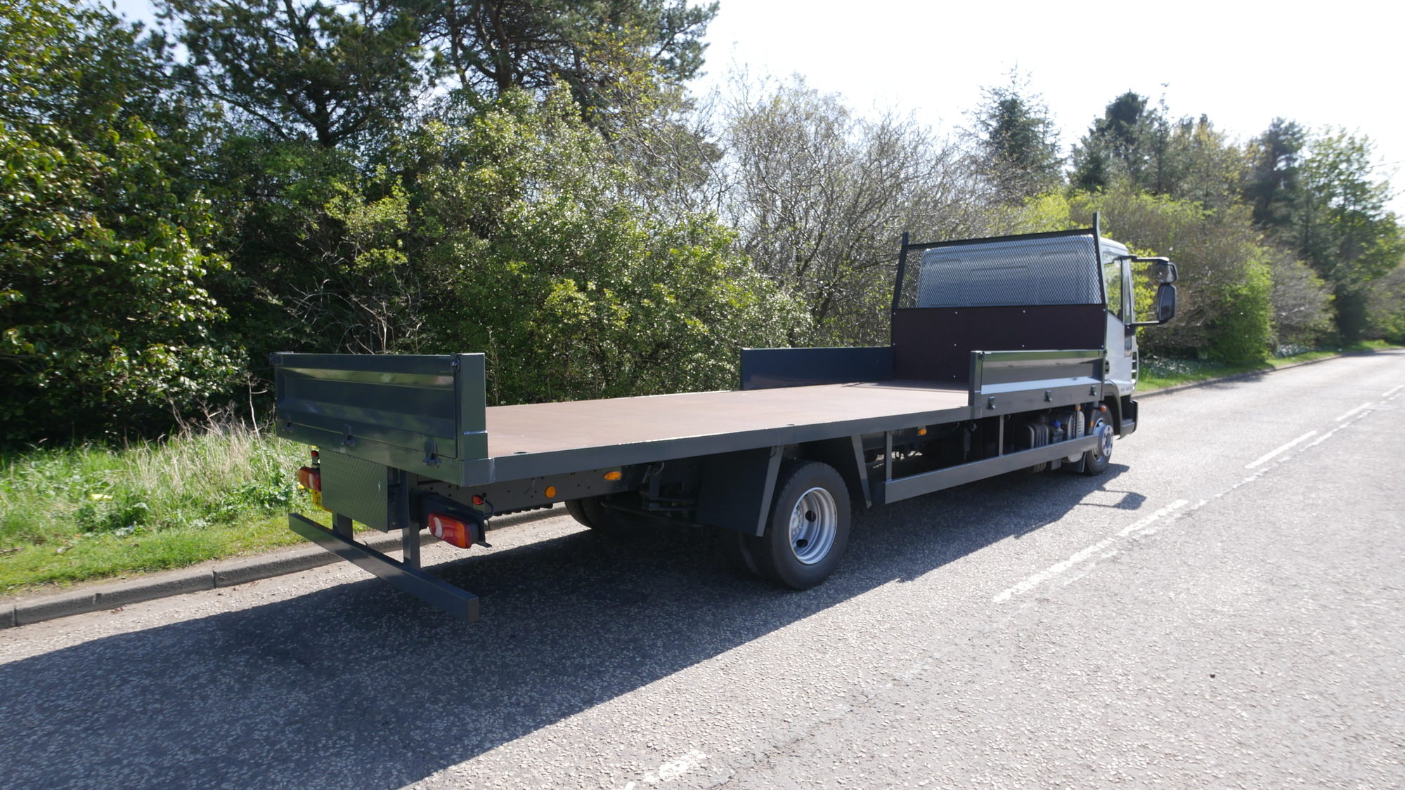 tonne truck 3 licence for Tonne Iveco For 100E18 Sale Dropside Truck SN12BRX 7.5