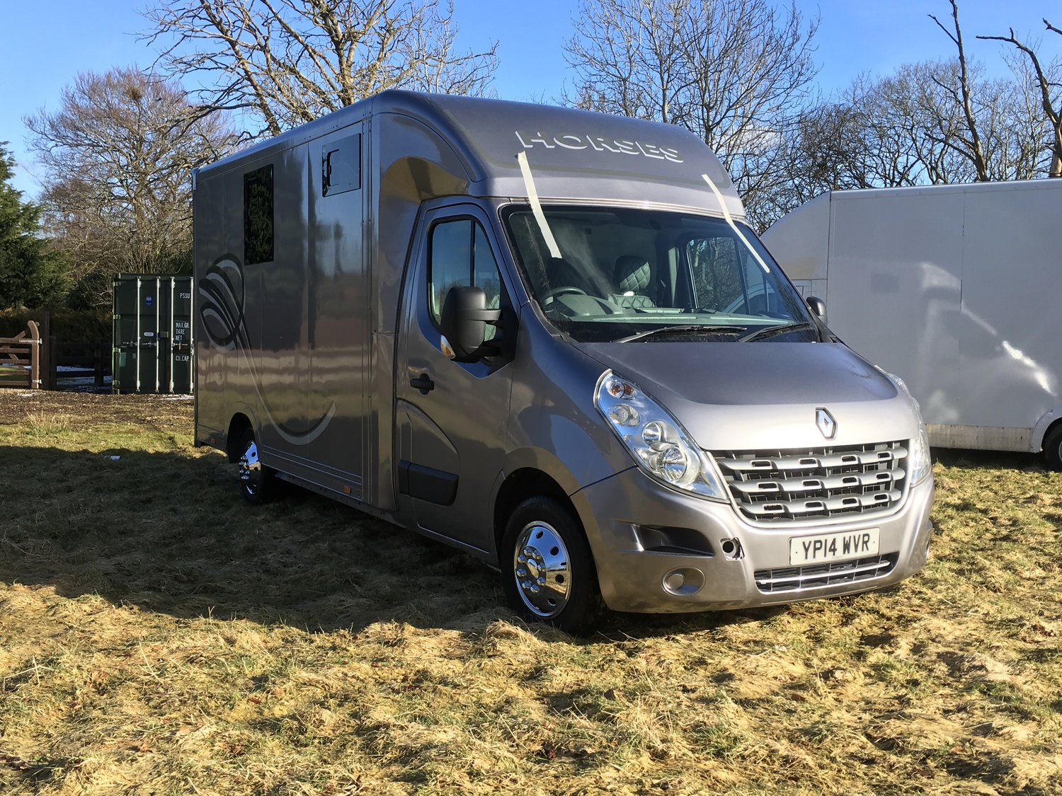 3.5 Tonne Renault Master Horse Box Truck For Sale YP14WVR MV Commercial