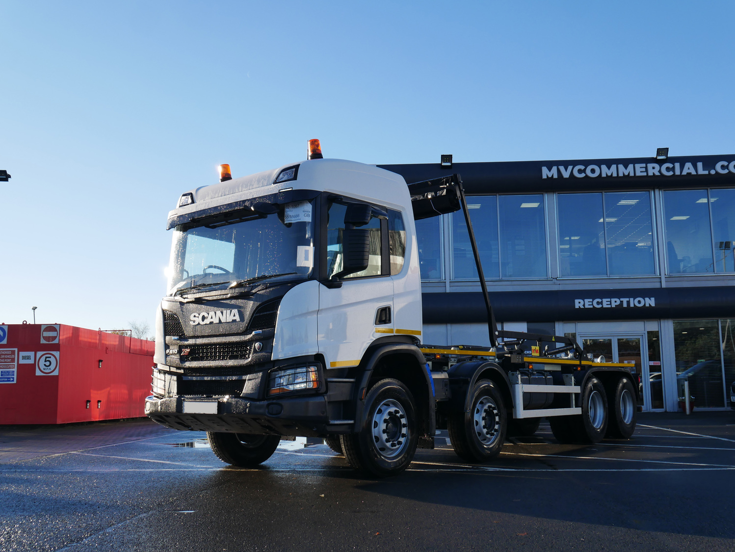 32 Tonne Scania P410 XT Hook Loader Truck For Sale MVB129 MV Commercial