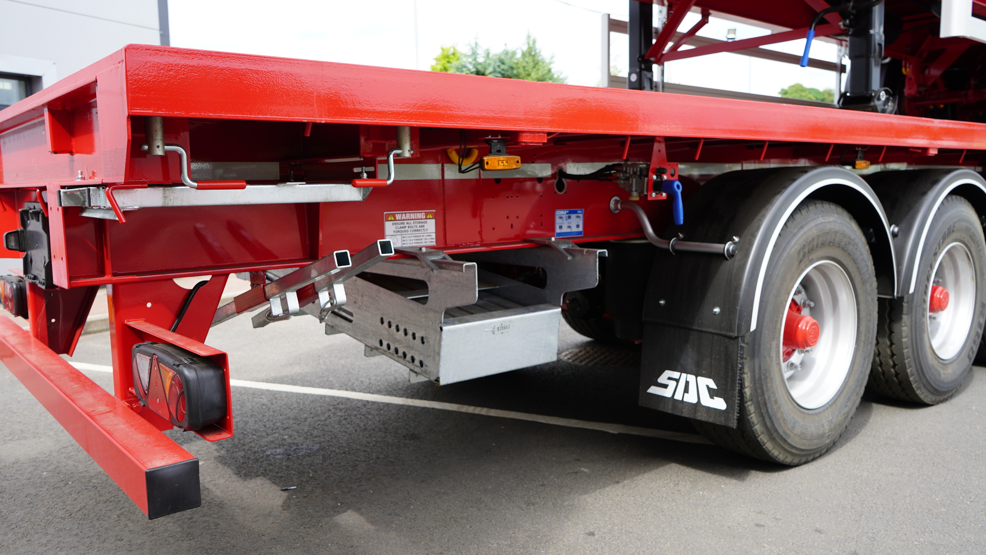 SDC 3 Axle Flatbed Trailer Truck For Sale C498956 MV Commercial