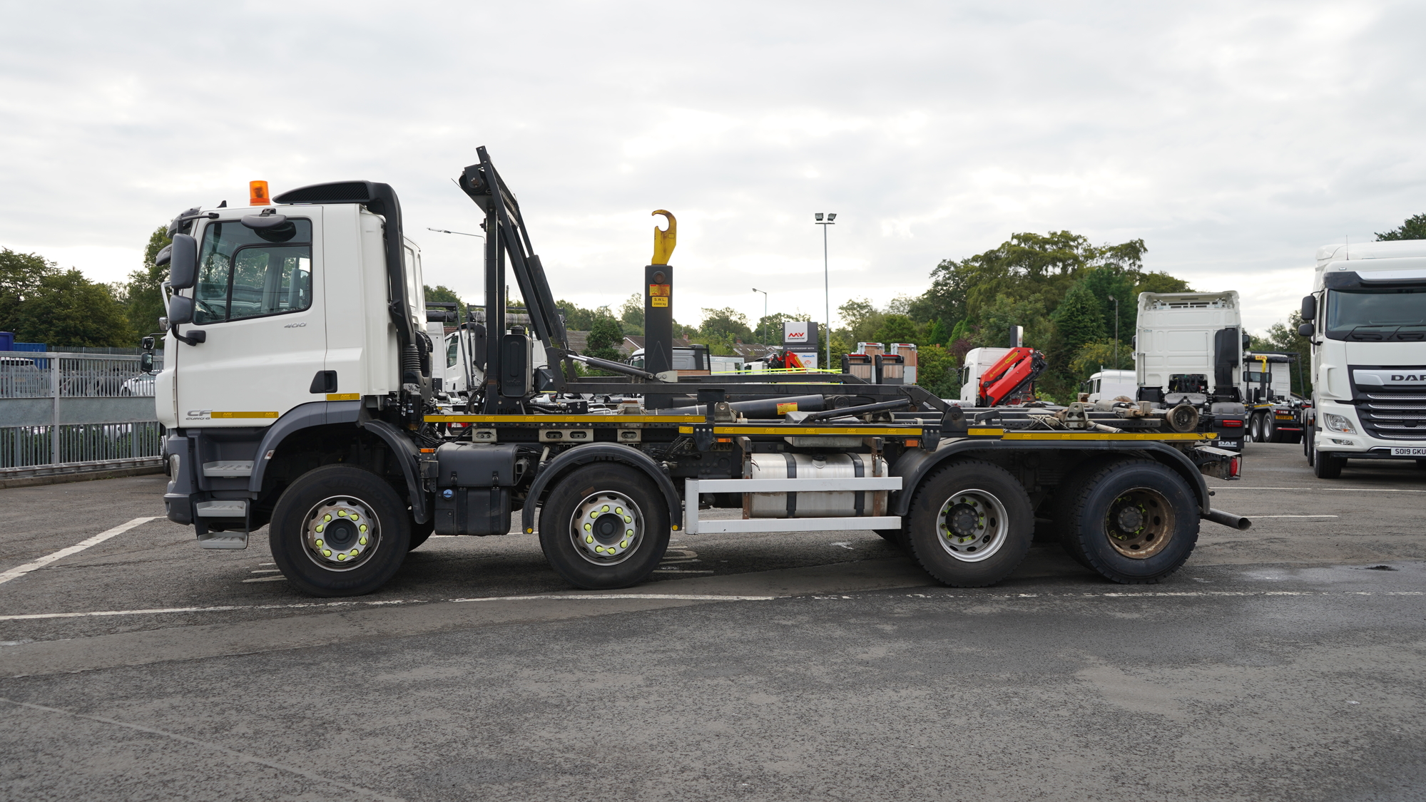 32 Tonne DAF CF 400 Hook Loader Truck For Sale LK18JLO MV Commercial