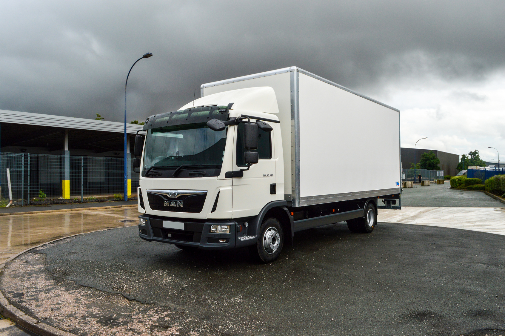 10-tonne-man-tgl-10-190-box-truck-for-sale-sn69xer-mv-commercial