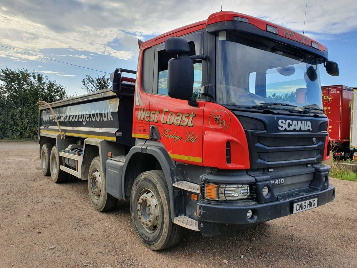 Капот scania p