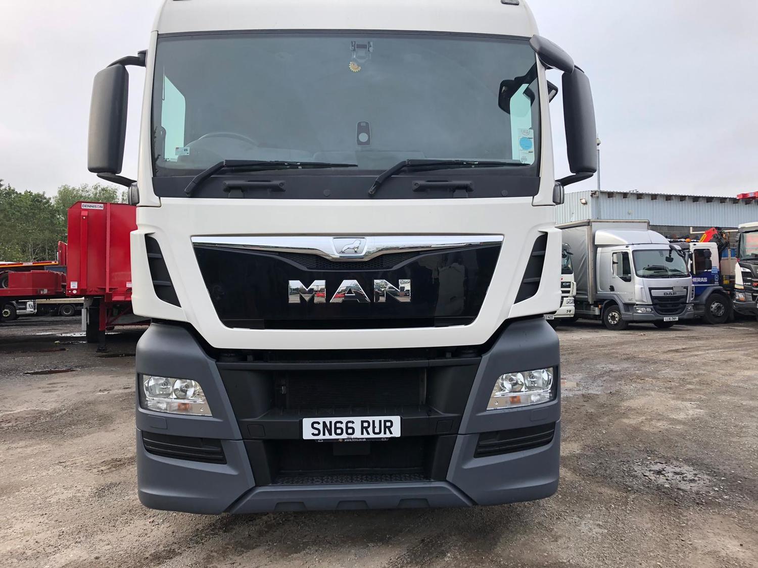 MAN TGX 26.480 Tractor Unit Truck For Sale SN66RUR | MV Commercial